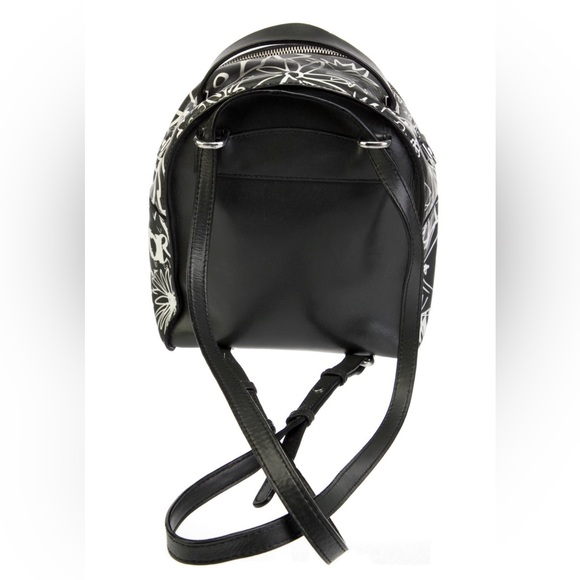 Michael Kors Graffiti Printed Backpack EUC - Picture 3 of 14